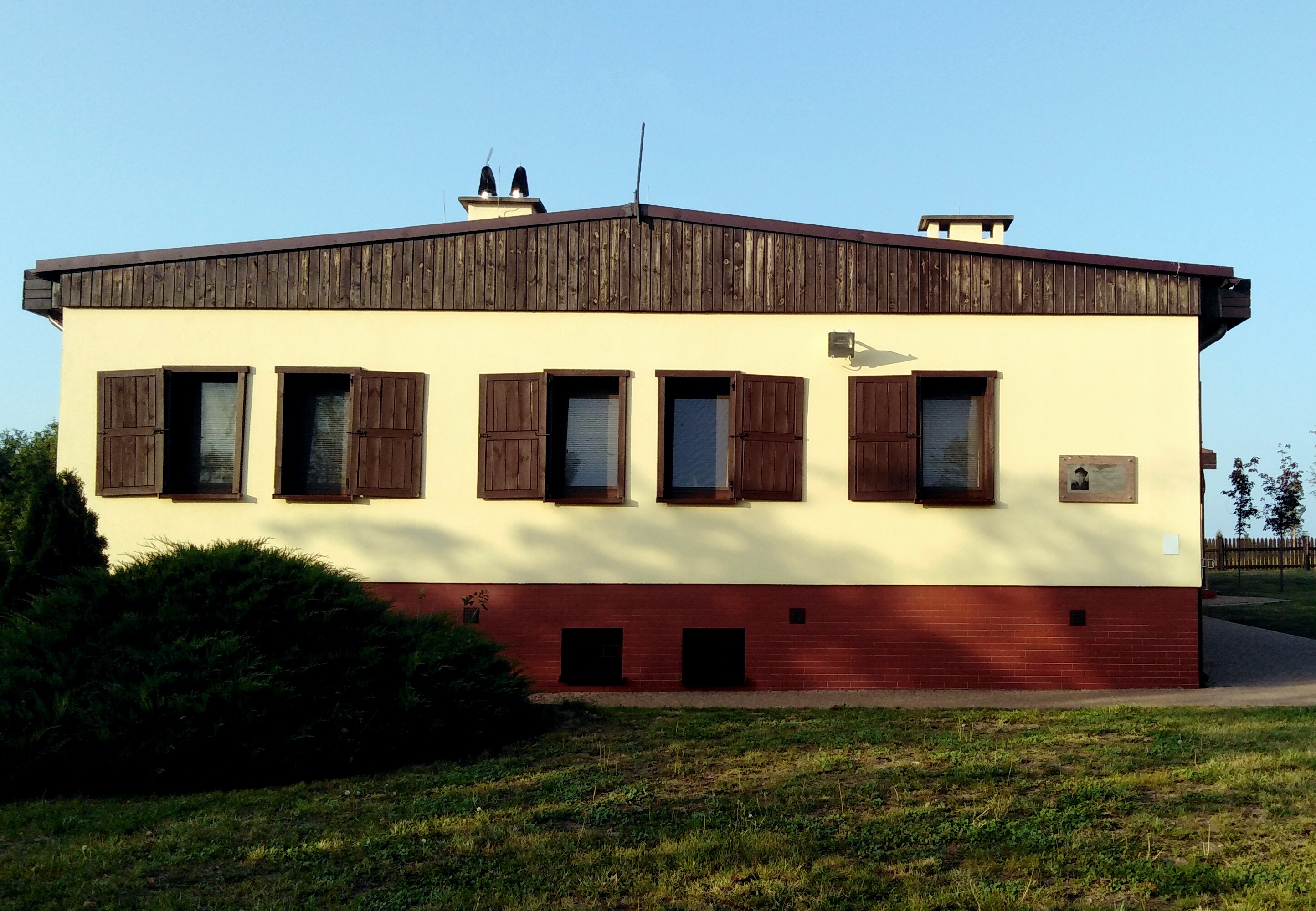 field station in Suszek