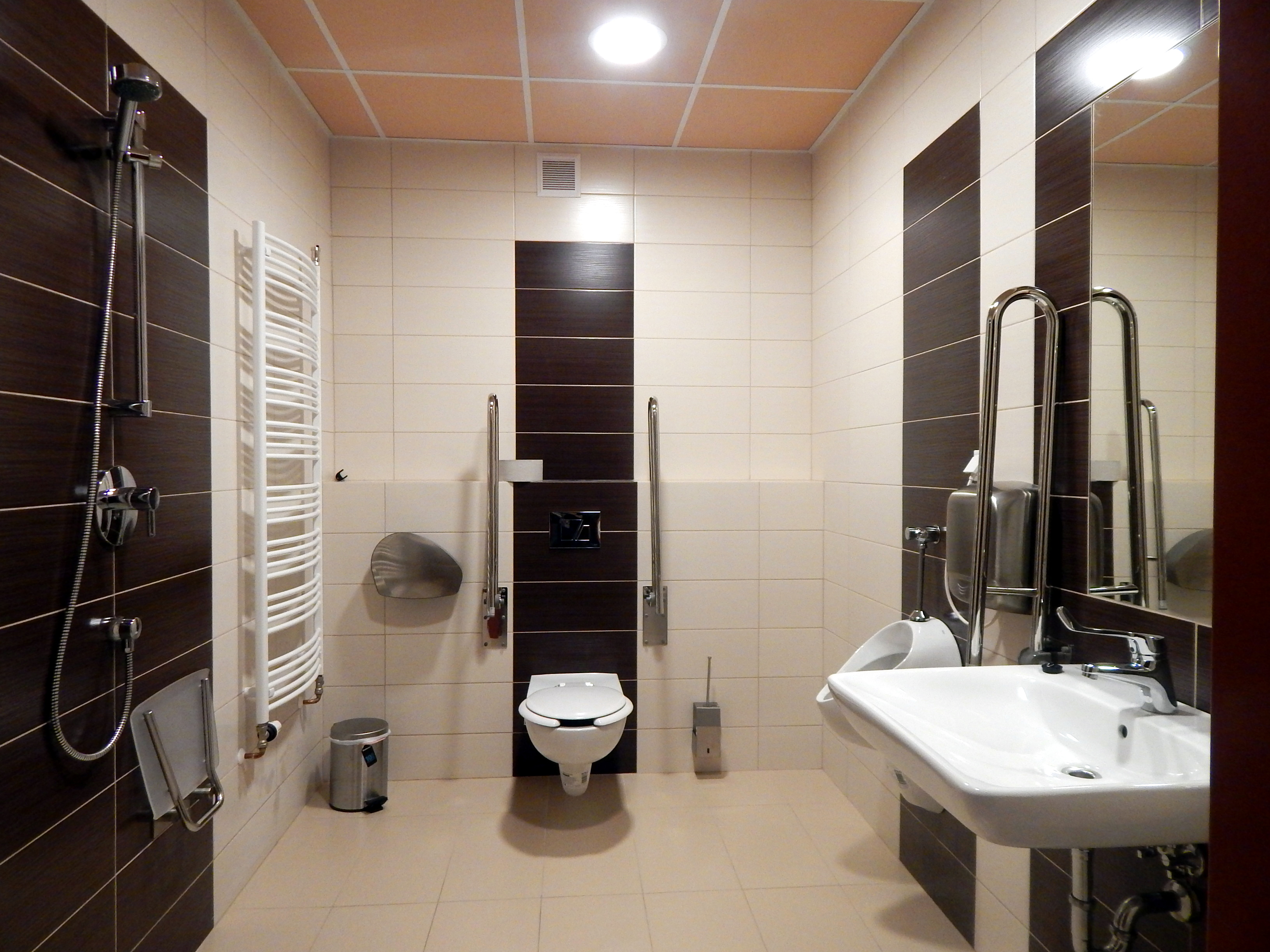 [Translate to English:] Pokoje w stacji terenowej Suszek